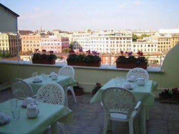 Colosseum Terrace Gasthof 3*